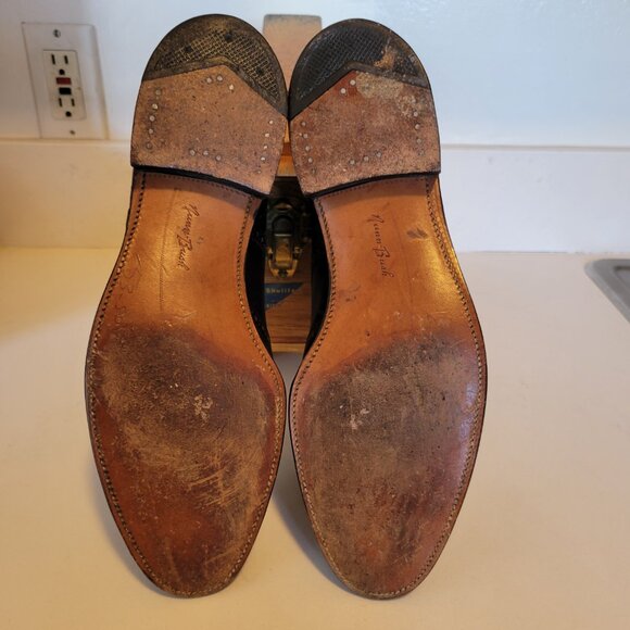 Nunn Bush 9.5 Black Classic Borgue Wingtips dress shoes